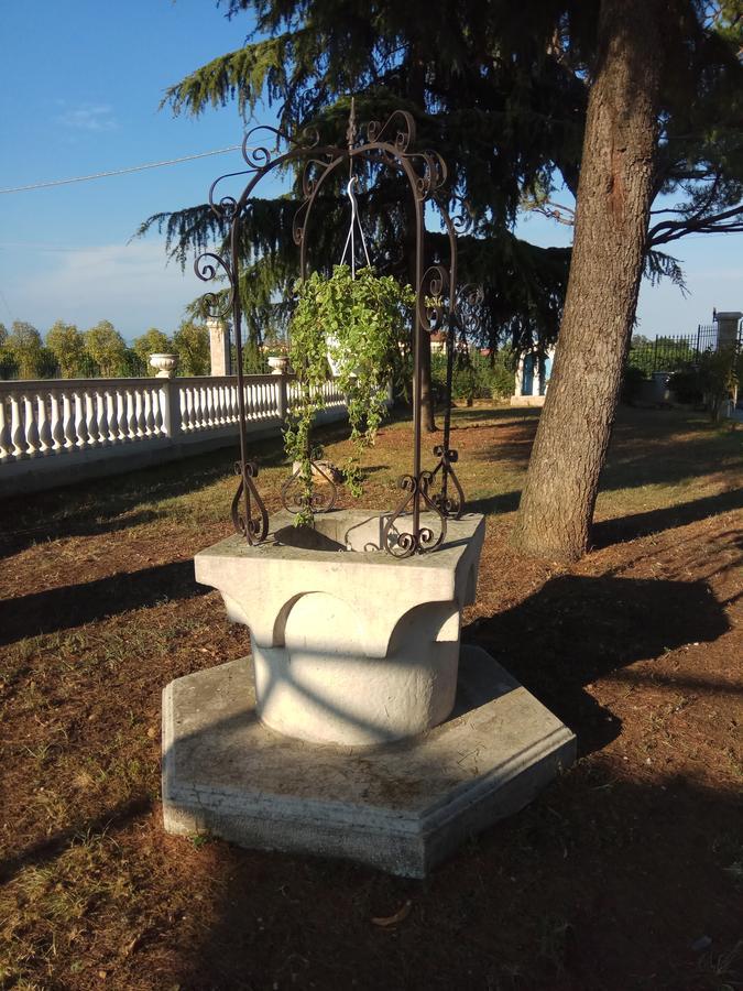 La Siesta Hotel Вилафранка ди Верона Екстериор снимка