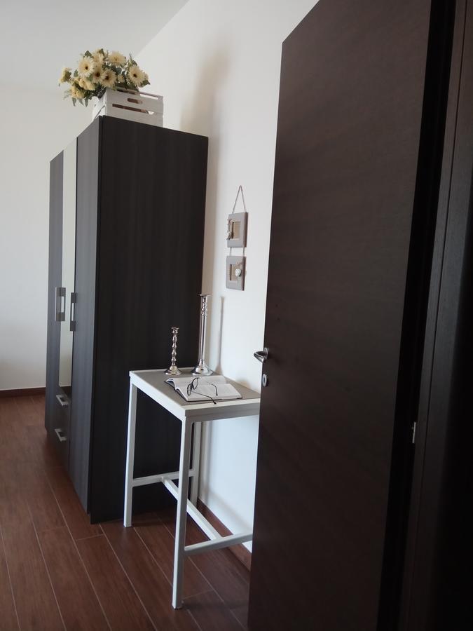 La Siesta Hotel Вилафранка ди Верона Екстериор снимка